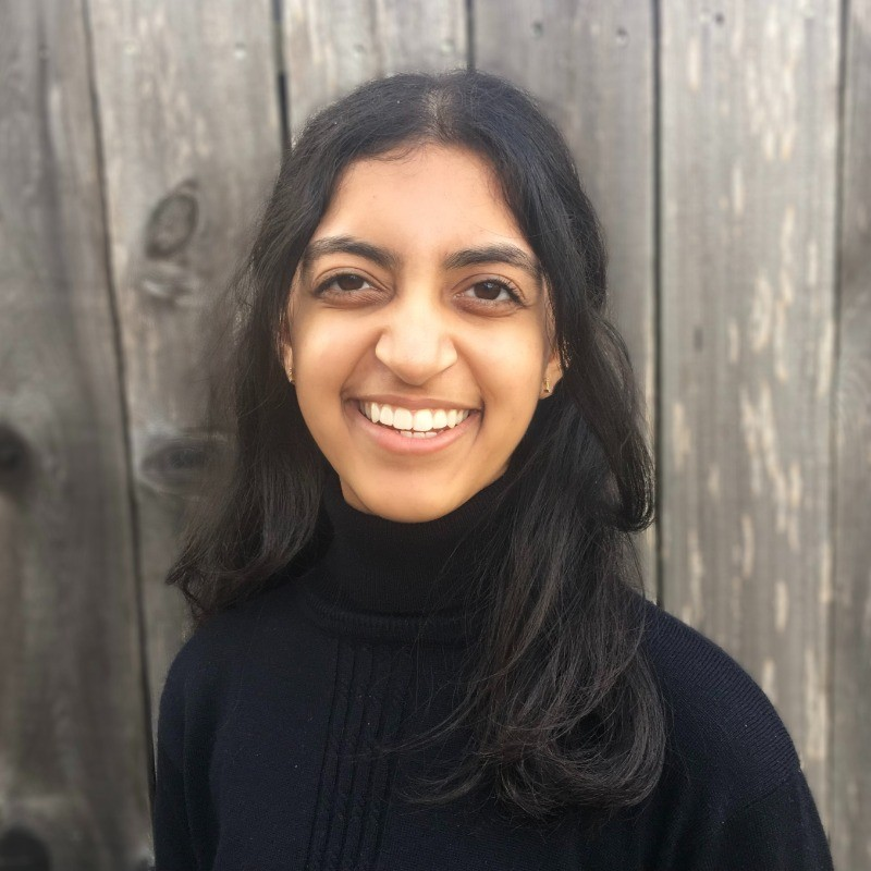 Aarushi Lakhi headshot